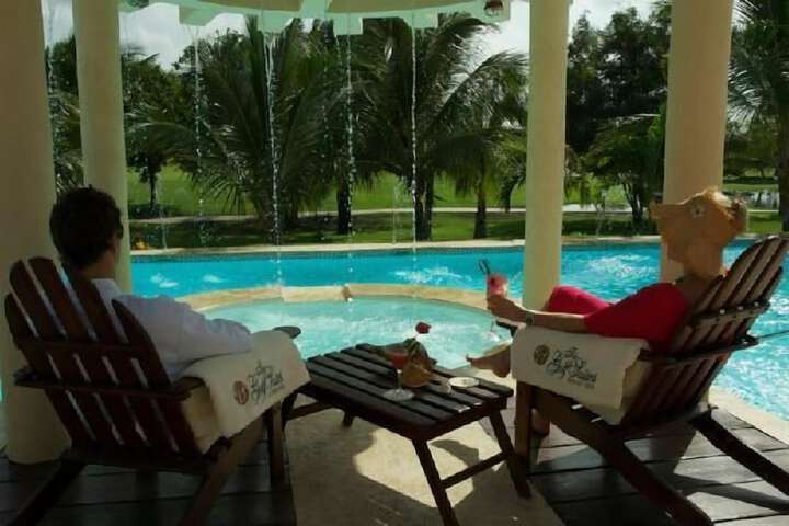 Pools & Facilities