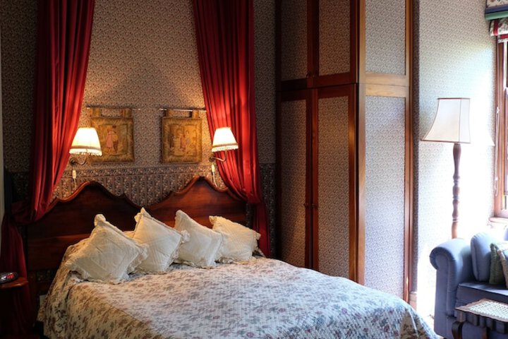 Room 7 of 60
