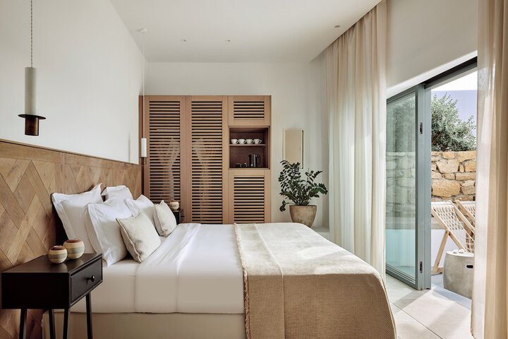 Room 40 of 190