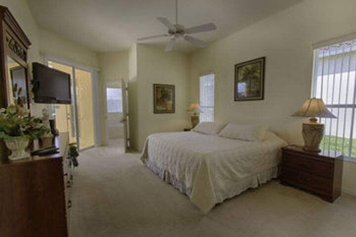 Room 181 of 380