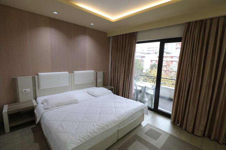 Room 45 of 86