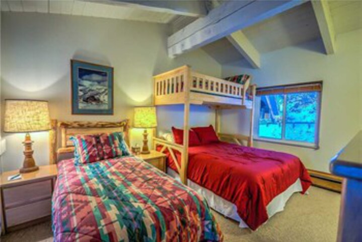 Room 27 of 30