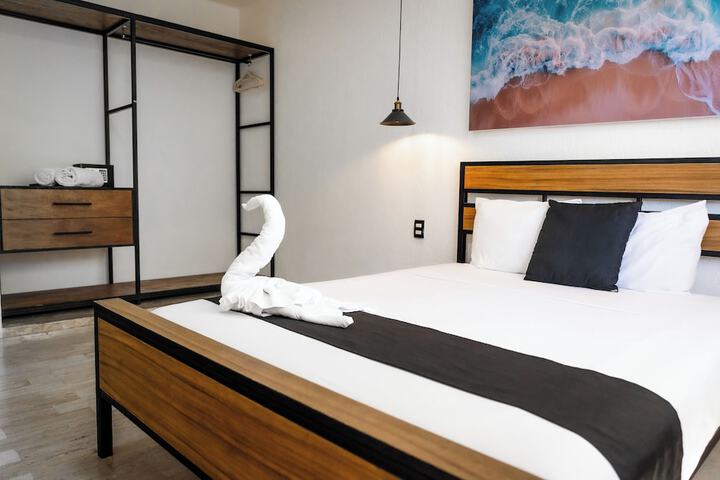 Room 45 of 80