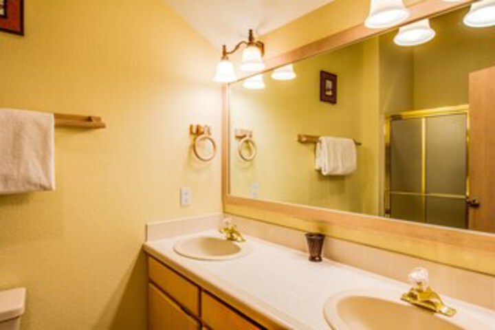 Room 6 of 46