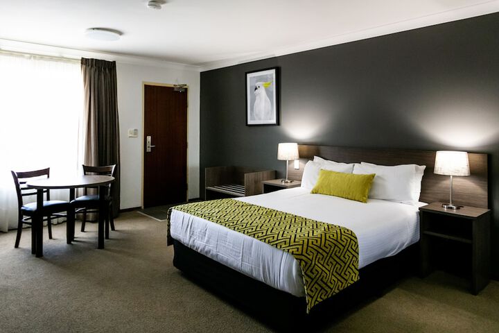 Room 15 of 74