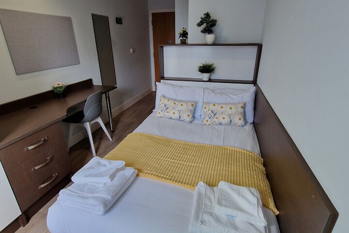 Room 3 of 51