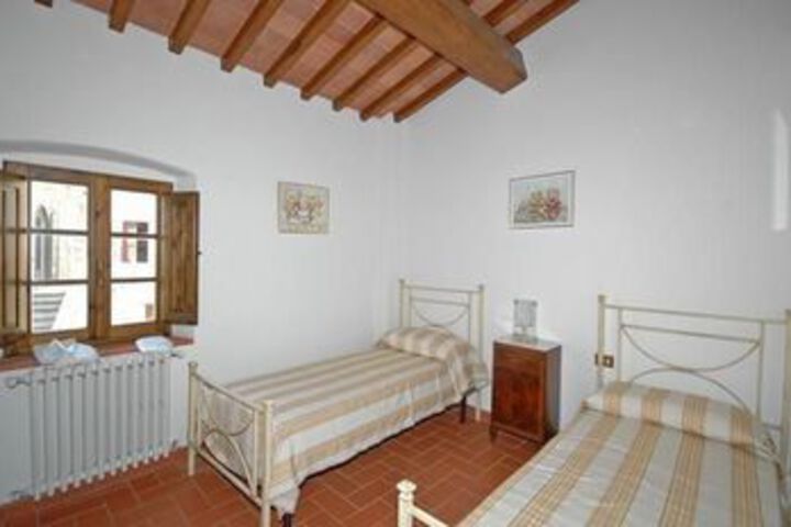 Room 14 of 41