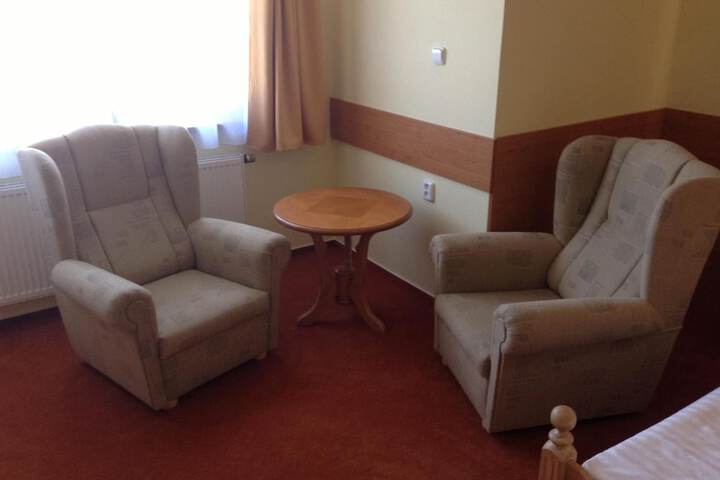 Room 31 of 65