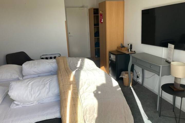 Room 20 of 63