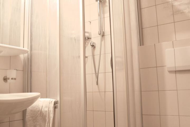 Room 19 of 61