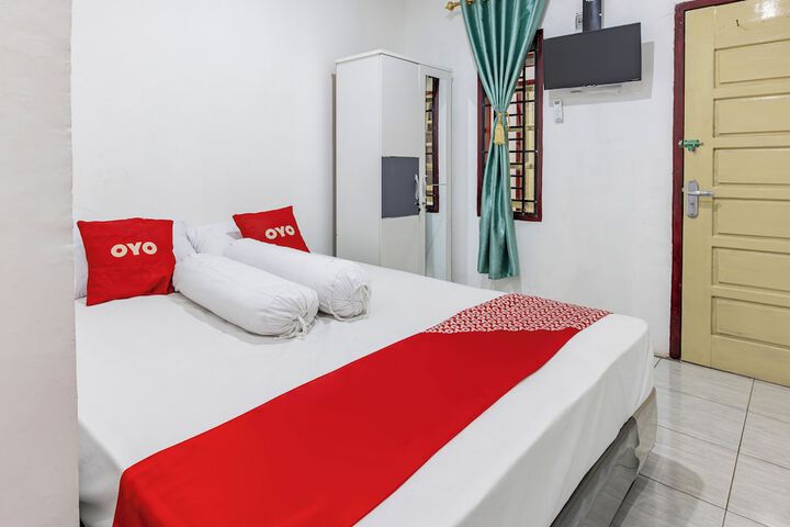 Room 8 of 20