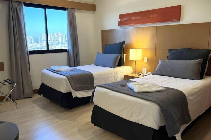Room 44 of 96
