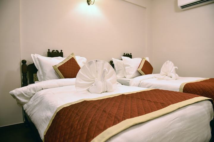 Room 4 of 41