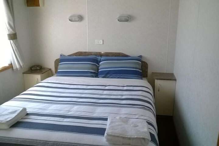 Room 4 of 35