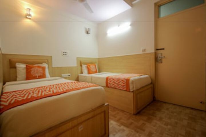 OYO 7897 STATUS SUITES