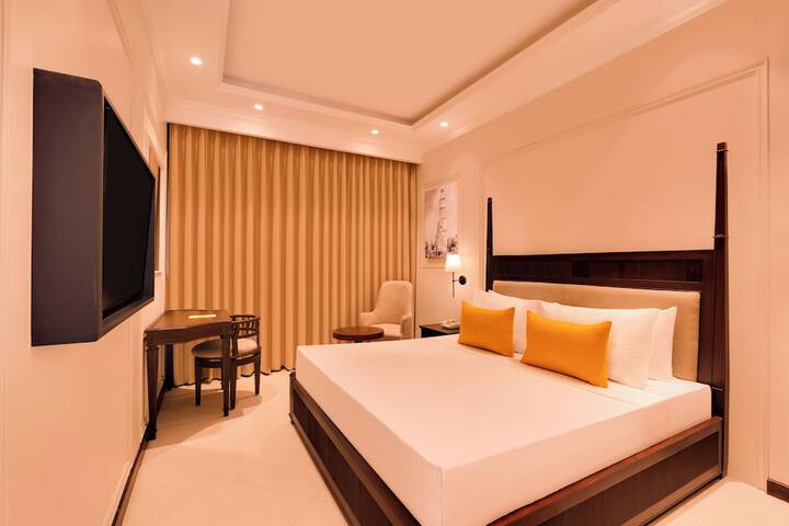 Room 21 of 49