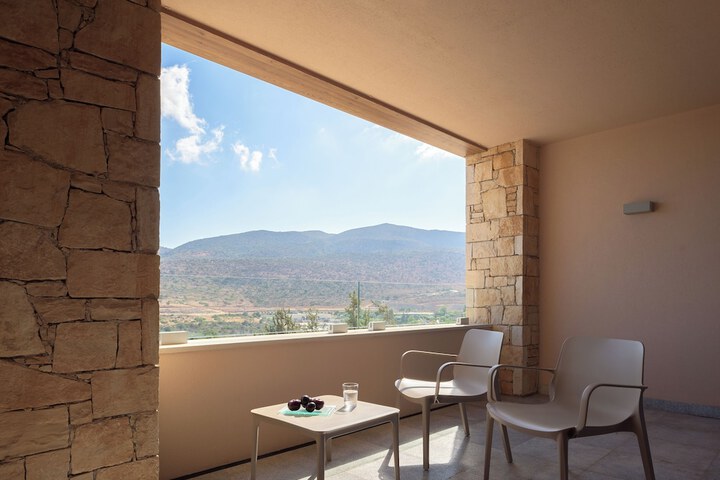Terrace/Patio 68 of 70