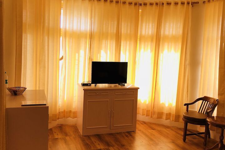 Room 14 of 53
