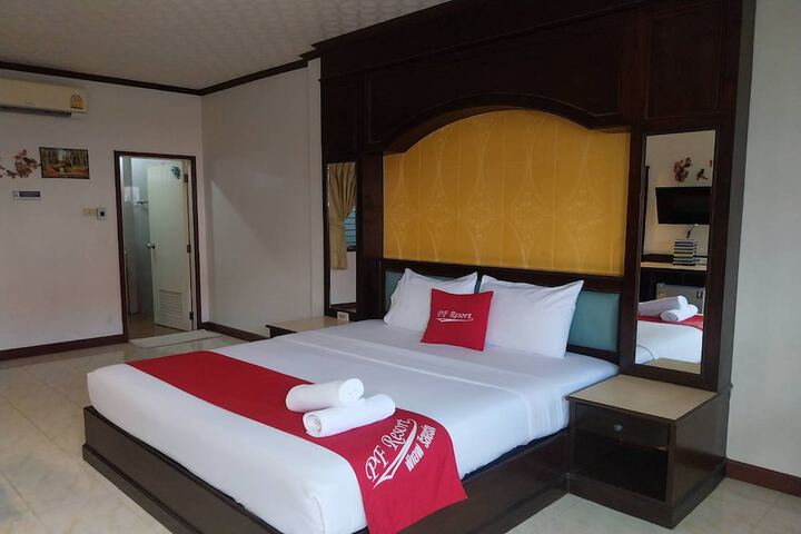 Room 9 of 89