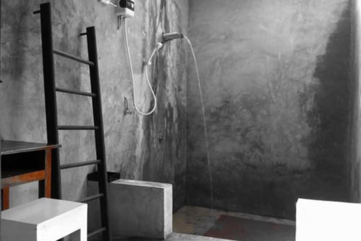 Room 44 of 72