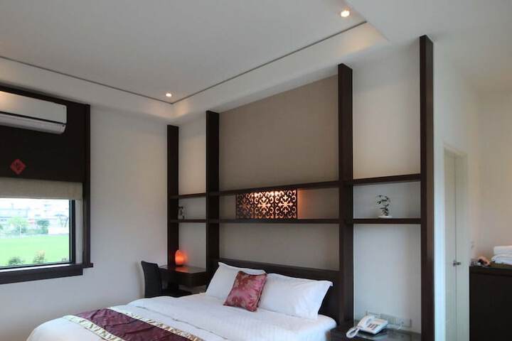 Room 7 of 42