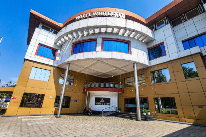 Hotel white city