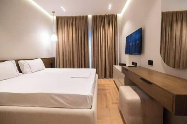 Room 114 of 201