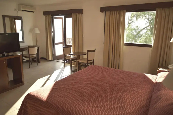 Room 3 of 14
