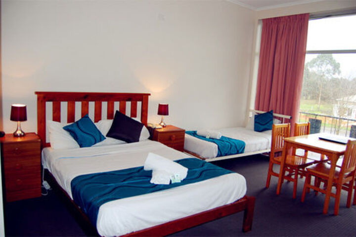 Room 11 of 26