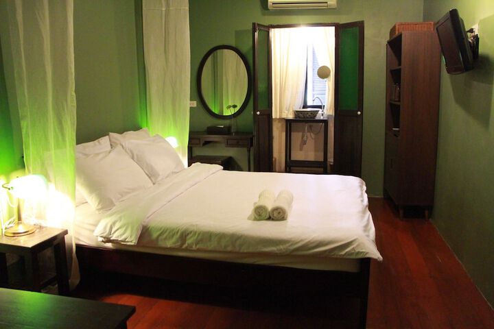 Room 5 of 39