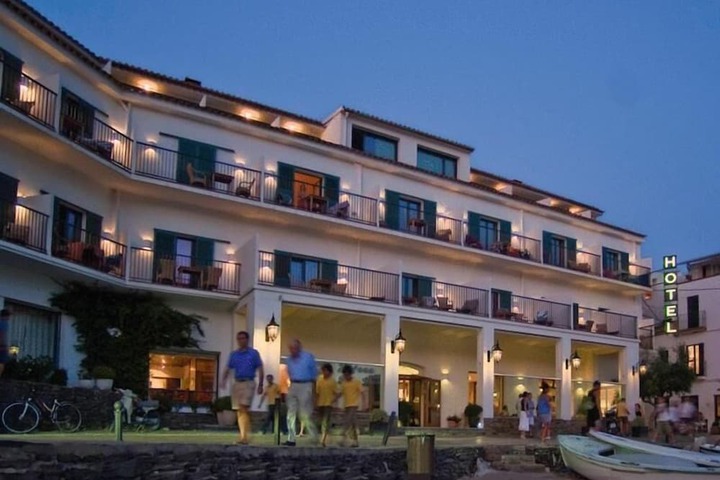 Hotel 43 of 45