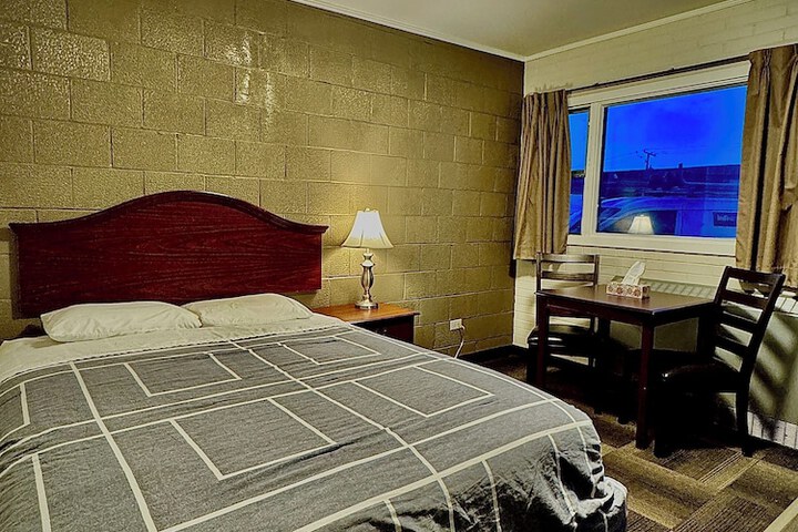 Room 10 of 39