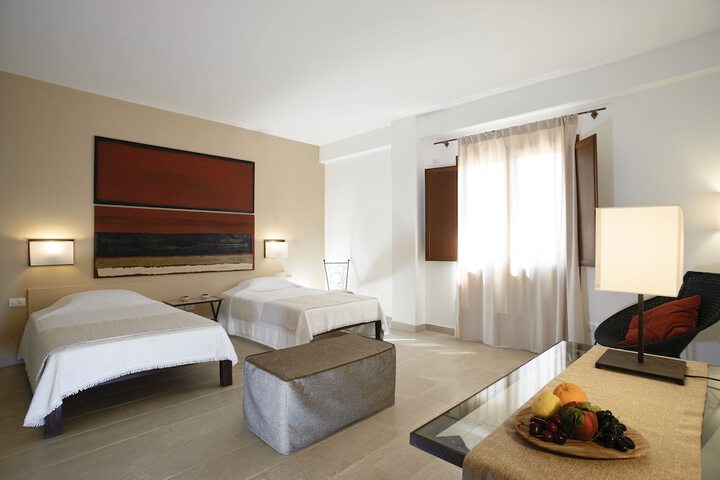 Room 40 of 115