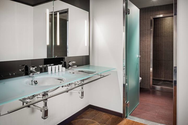 Clean Restrooms