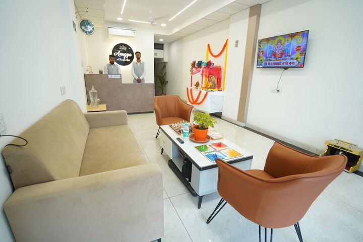 Hotel Interior 10 of 93