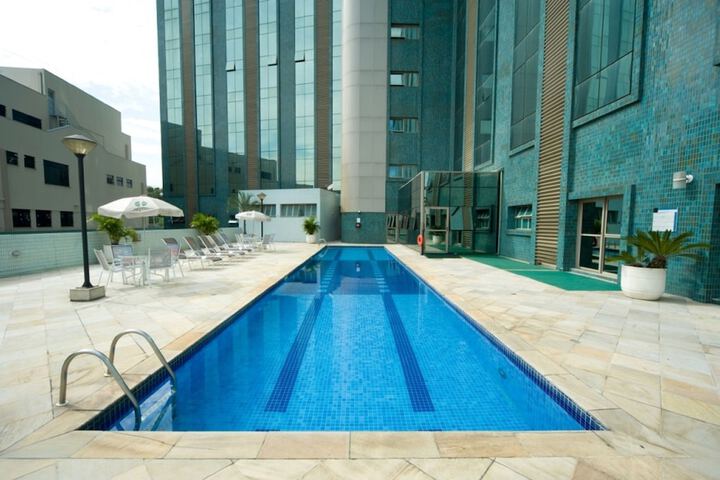 Pool Hotel