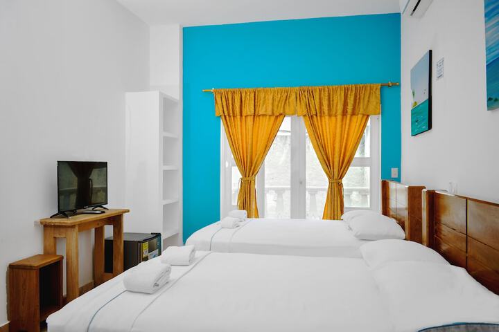 Room 5 of 54