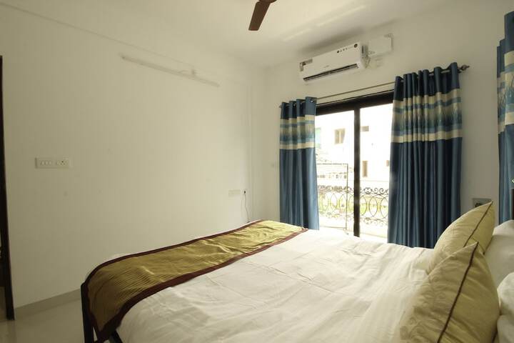 Room 9 of 22