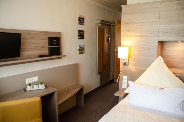 Room 19 of 75