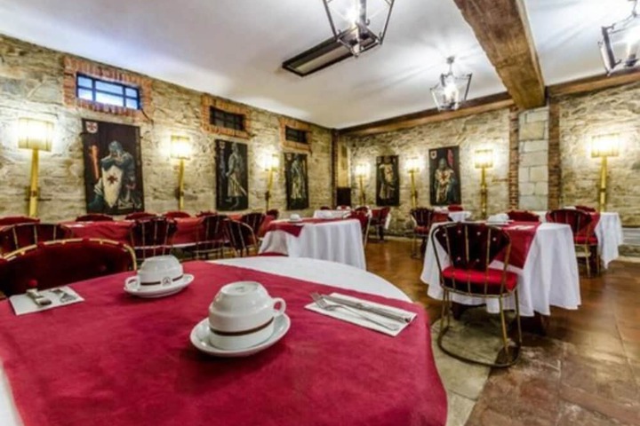 Dining Photos