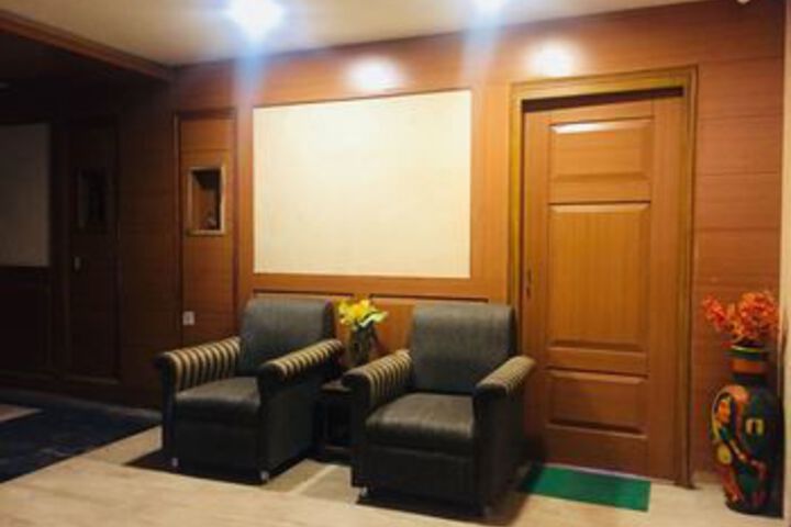 Ballroom/Hall 10 of 20