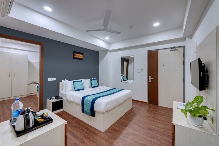 Room 7 of 44