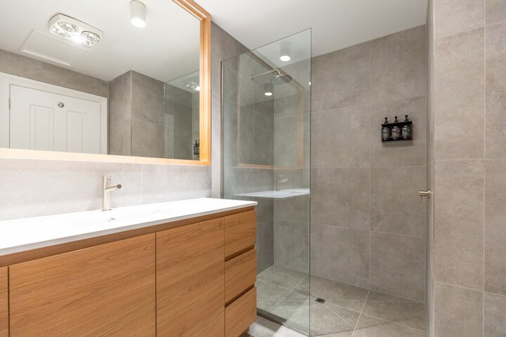 Bath Interior