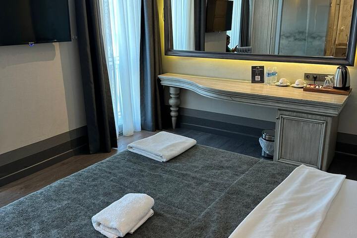 Room 26 of 54