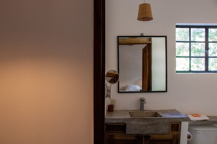 Room 47 of 125
