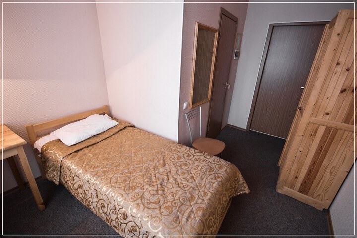 Room 4 of 21