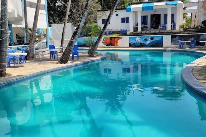 Pool 16 of 32