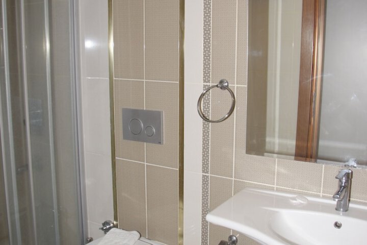 Room 19 of 24