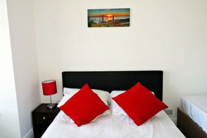 Room 22 of 28