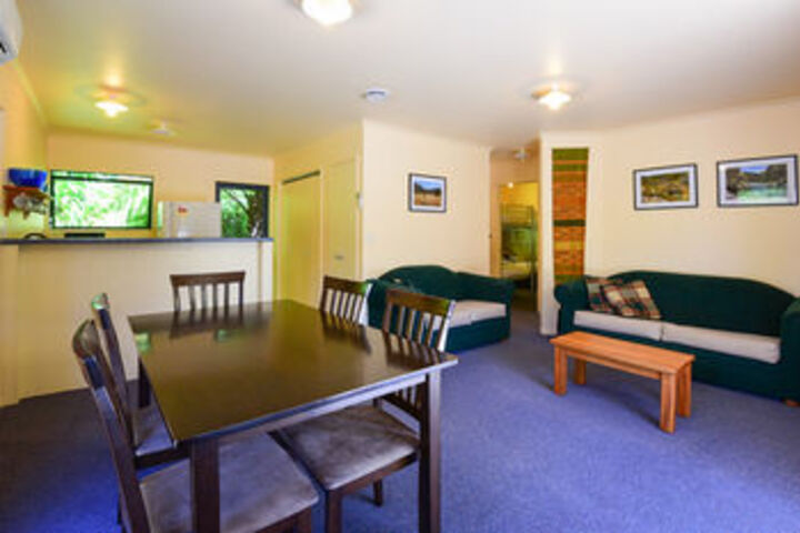 Room 130 of 222